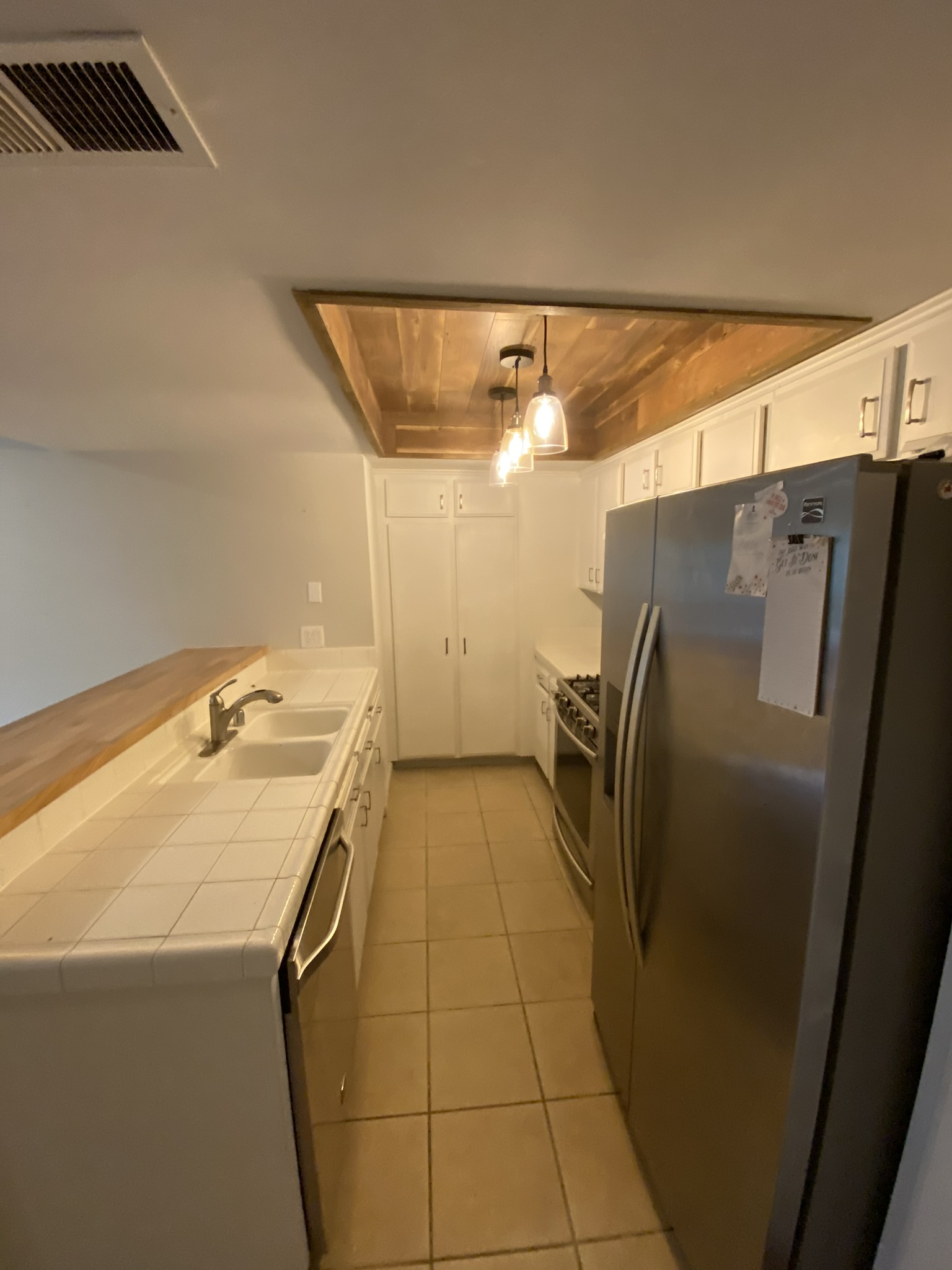 Kitchen before remodel